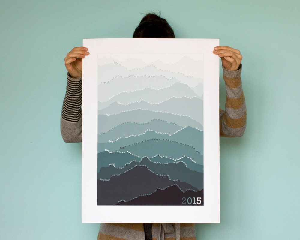 2015 Mountain Calendar Silver Dew