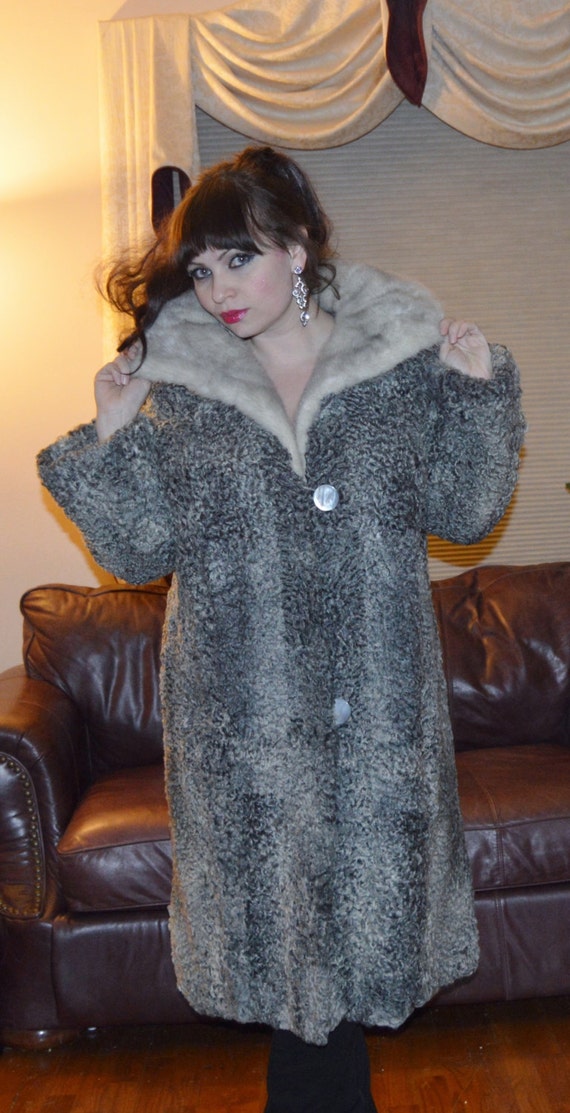 RARE & FAB Vintage Silver Gray Persian Lamb Long Coat w/ Big