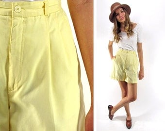 SALE - 80s High-Waist Pleated Shorts, Tailored Shorts, Boxy Shorts, Yellow Shorts, Preppy, Minimalist Shorts Δ size: sm