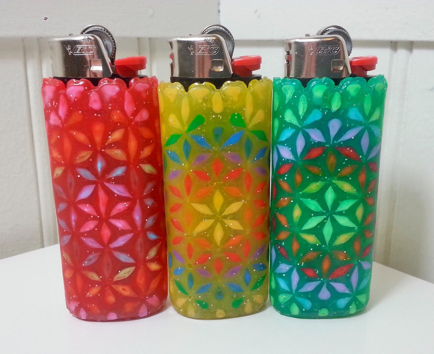 Flower of Life Perler Bead LIGHTER CASE glitter red