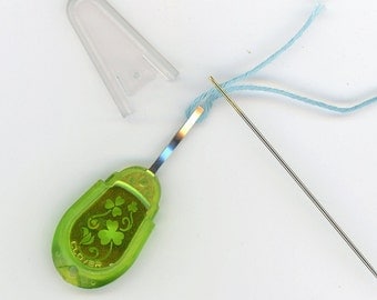 Needle Threader for Sashiko Boro or Embroidery Needles from Clover of Japan 8611CV