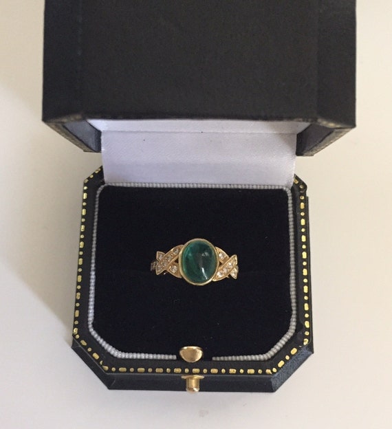 Estate Emerald and Diamond xoxo Ring by DuVenay on Etsy