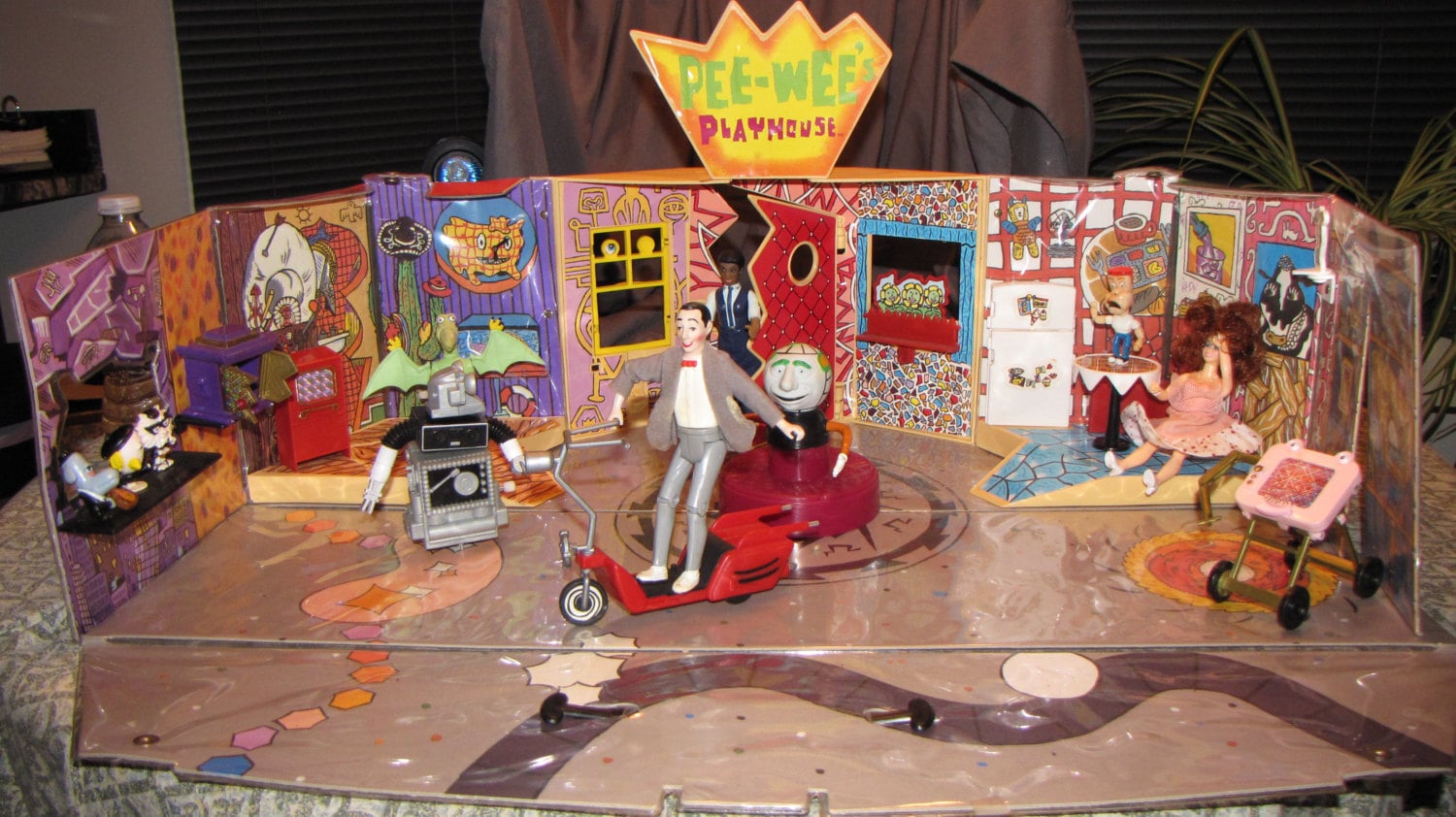 Pee Wee's Playhouse Playset Pee Wee Herman 1988 Matchbox1500 x 842