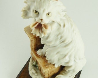 Giuseppe Armani Cat with Bow Figurine Florence Italy Capodimonte 1983