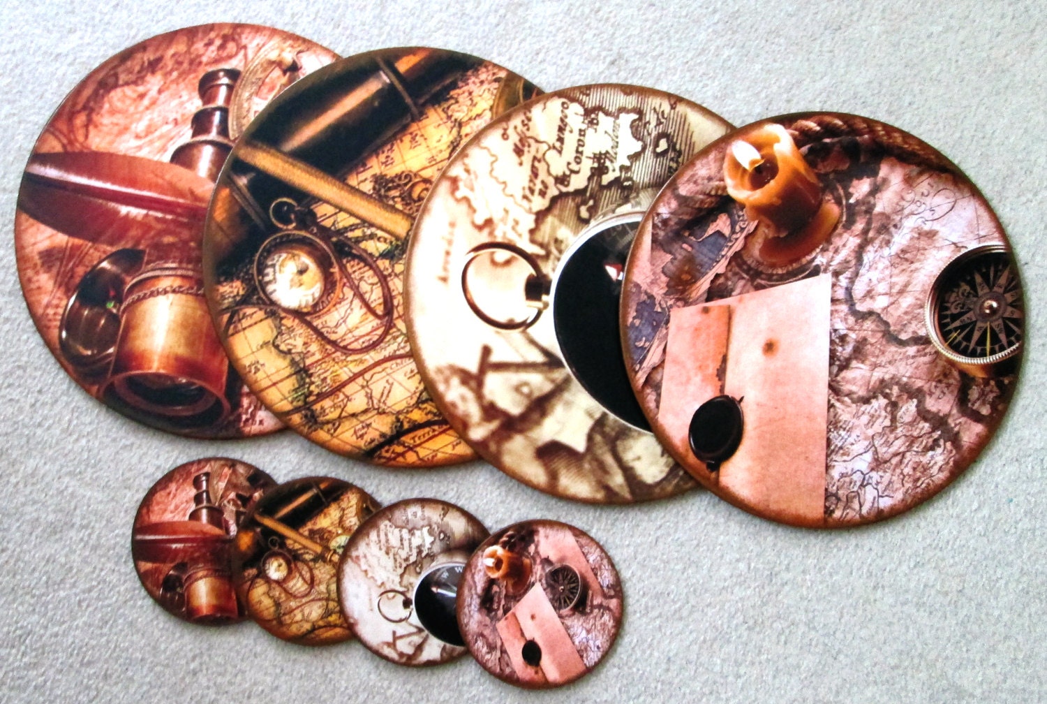 Set of placemats and matching coasters decoupage