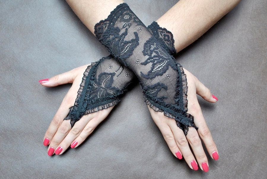 Gloves Elegant GOTHIC VAMPIRE Victorian by SophieAndHerStore