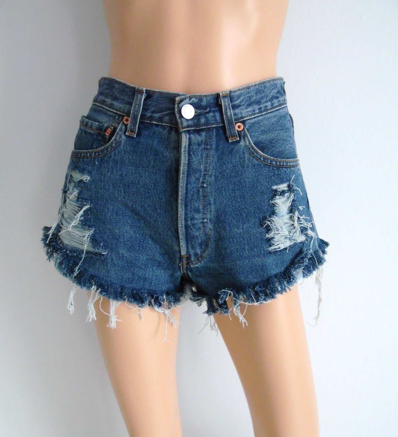 levi's 501 distressed denim shorts