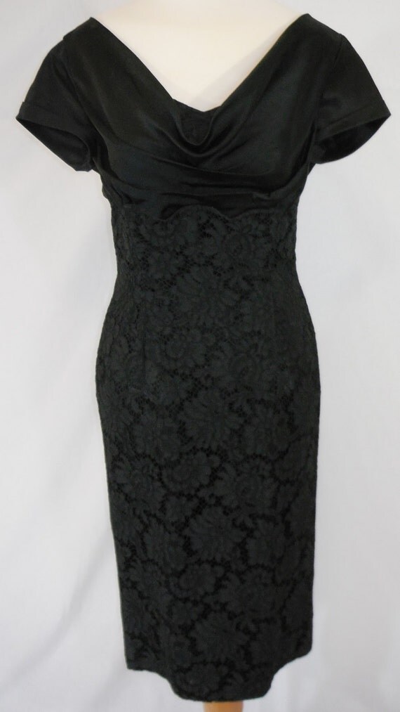 Black evening cocktail dress in satin and lace by pearlseedvintage
