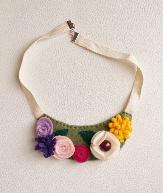 Beautiful Flower Felt Necklace for Kids