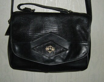 Popular items for leather flap bag on Etsy