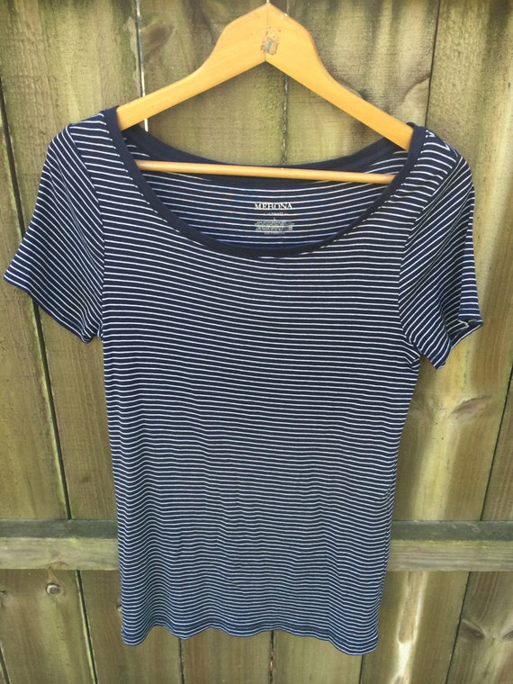 navy and white striped tshirt