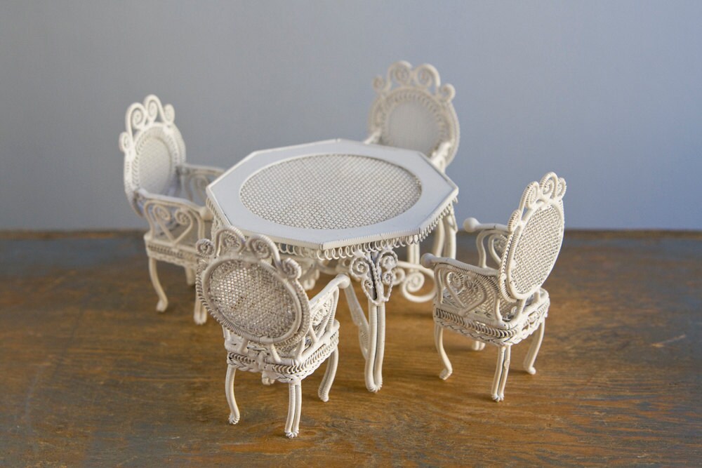 Miniature Metal Table and Chairs Vintage Dollhouse Furniture Haute