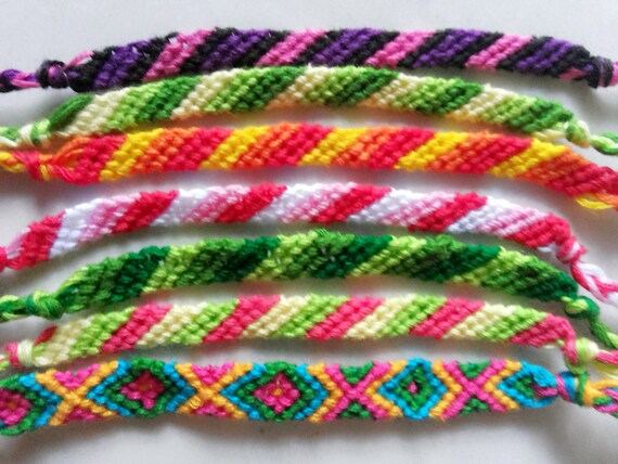 friendship bracelet, string bracelet, braided bracelet, best selling item, woven bracelet, knotted bracelet, thread bracelet, peru, candy st