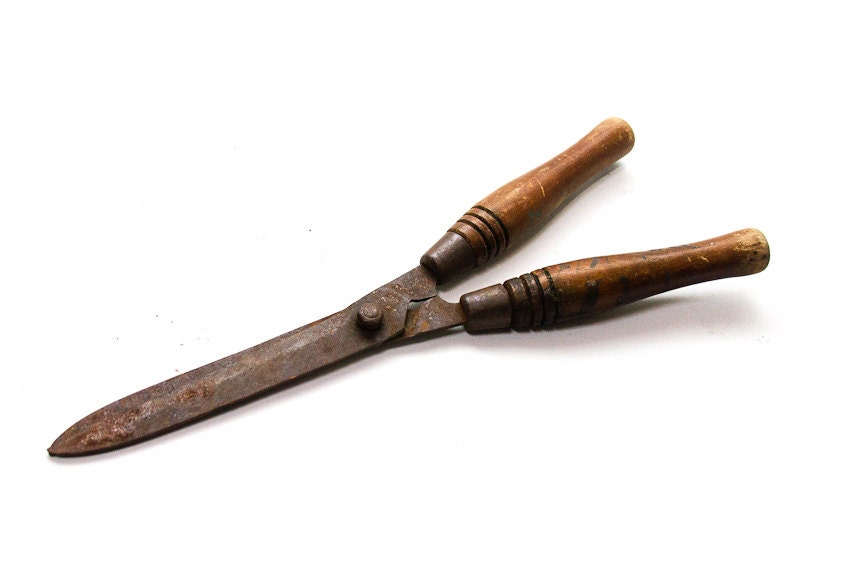 Antique Hedge Clippers Primitive Tool Vintage by lloydstreasures