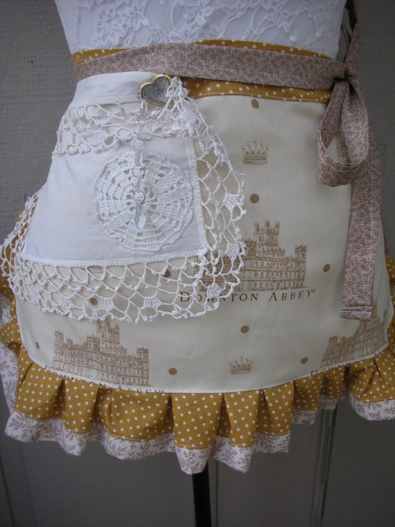 Aprons - Downton Abbey Apron - Handmade Womens Aprons - Annies Attic Aprons - Downtown Abey Aprons