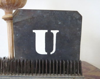 1 vintage brass U stencil, letter U, capital U, 2 1/2 inch stencil, 2 1/2 " stencil U old stencil, old U stencil, rustic, primitive, antique