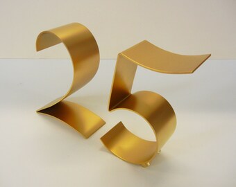 Metal table numbers freestanding for weddings/events/parties-Italic style 5"
