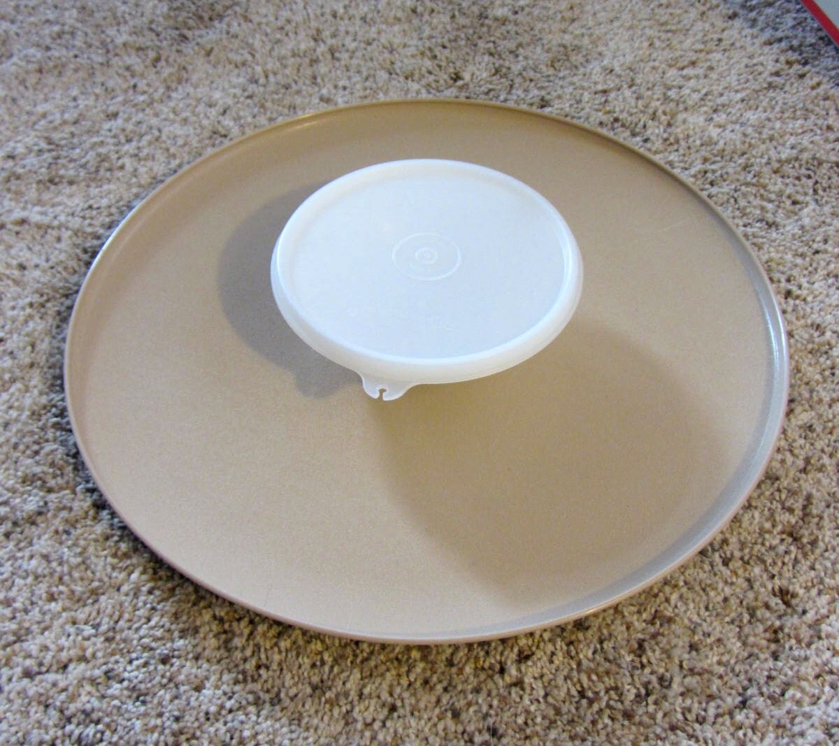 1960s Vintage TUPPERWARE Dip 'n Serve Chip Snack Tray by QuinlanQ