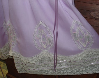 SALE Heirloom Dress size 5 purple/ecru Pageant Wedding Portrait Holiday Graduation hand embroidery
