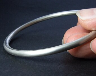 Solid Sterling Silver Bangle. Choose from 8, 6, 4 Gauge. Custom Bracelet. Choose Round or Oval. Mens Jewelry. Unisex Jewelry