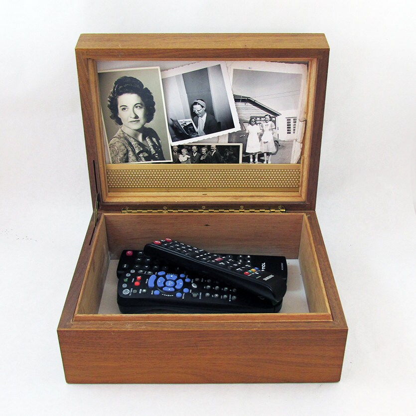 Vintage Wood Cigar Humidor Hinged Wooden Box by leapinglemming