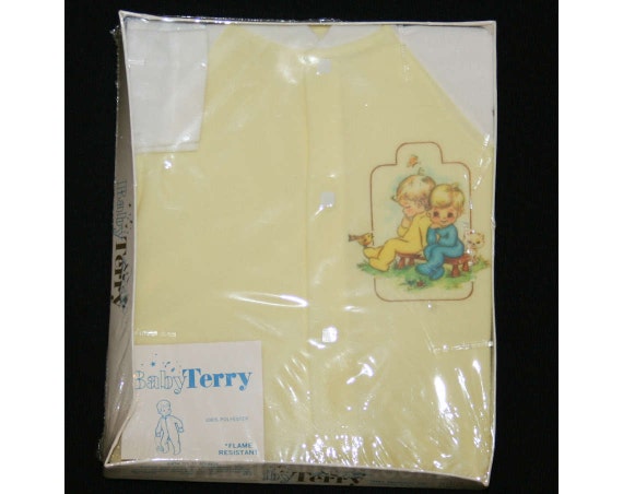 70s Soft Yellow Baby's Footed Pajama - Size 0 to 3 Months - Infants - Deadstock - Winter - Original Packaging - Children's - PJ's - 38640-1