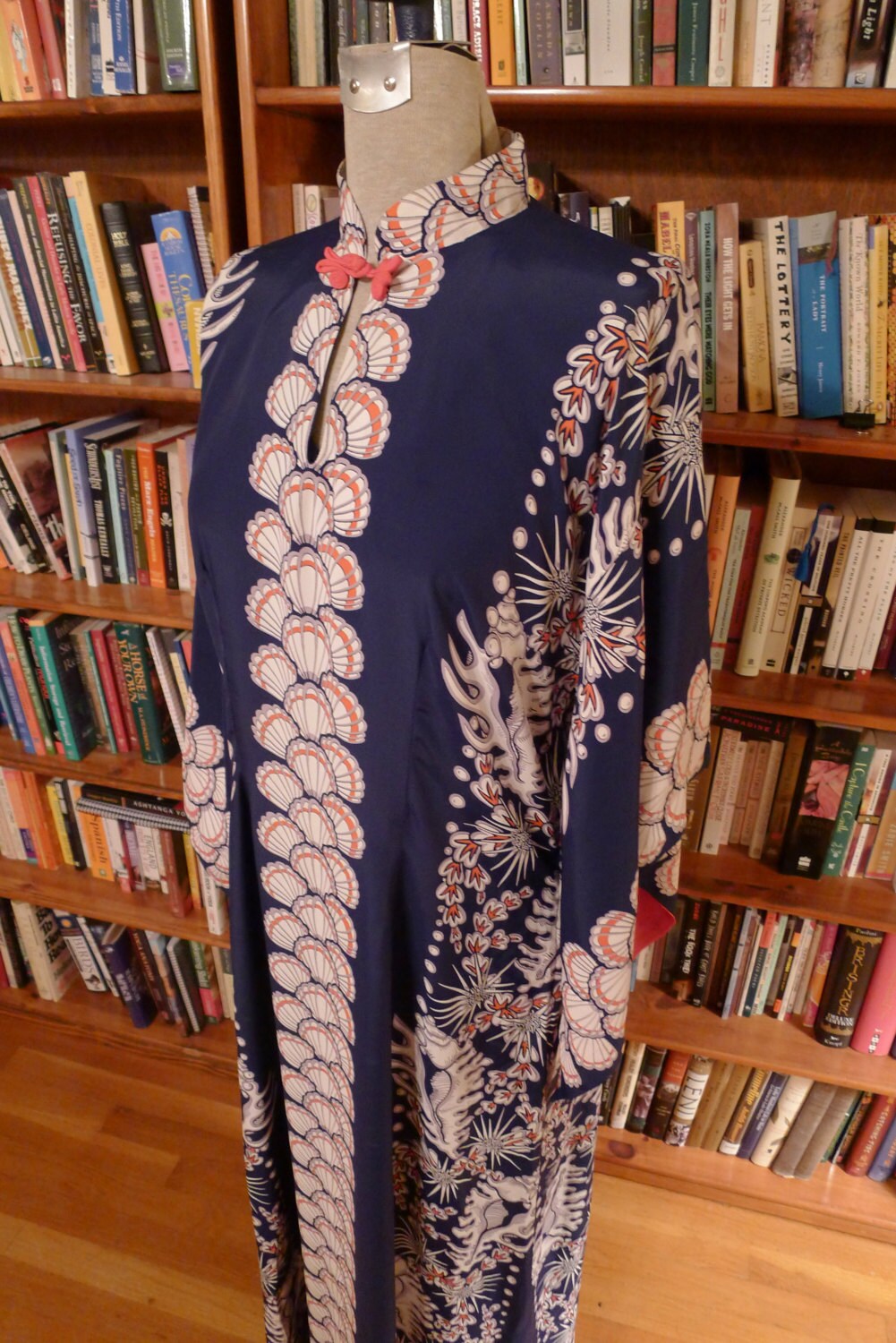 MINT CONDITION Liberty HouseStunning 1940s Silky Rayon Pake