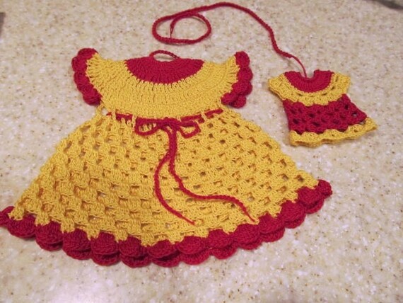 Items similar to Vintage Crochet Dress Potholder with Mini Dress ...