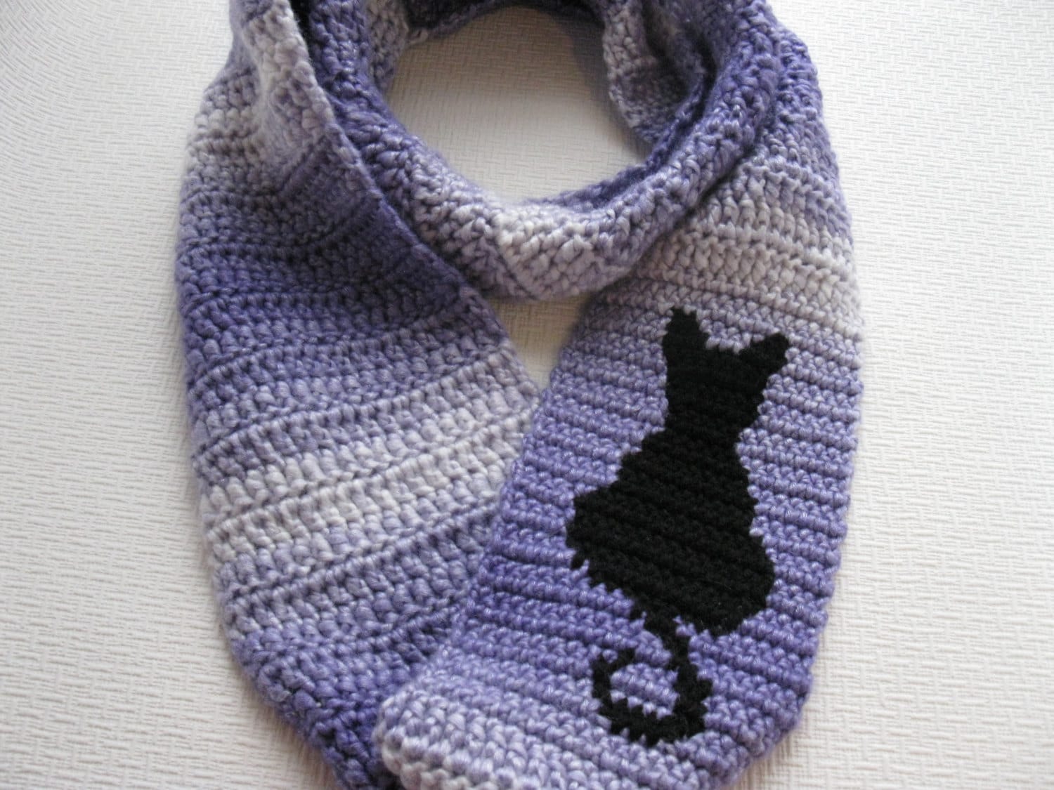 Cat Scarf. Infinity crochet scarf with a black cat by hooknsaw