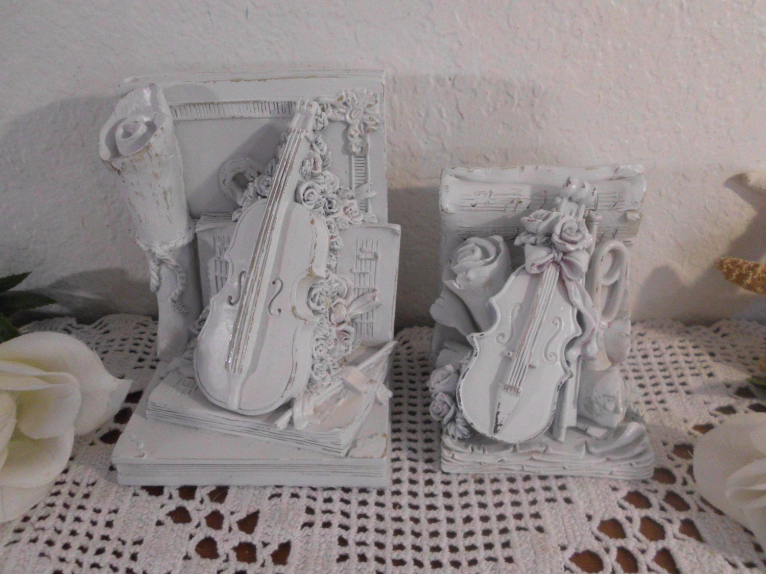 violin bookend set white shabby chic up cycled vintage musical violin bookend set white shabby chic up cycled vintage musical