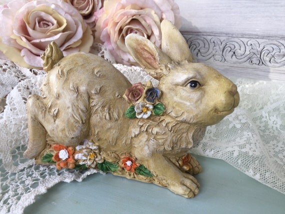 easter rabbit statue