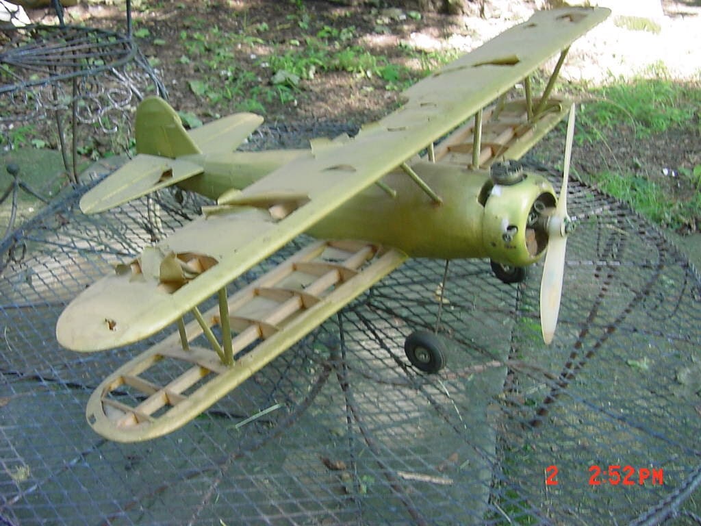 gasoline powered model airplanes