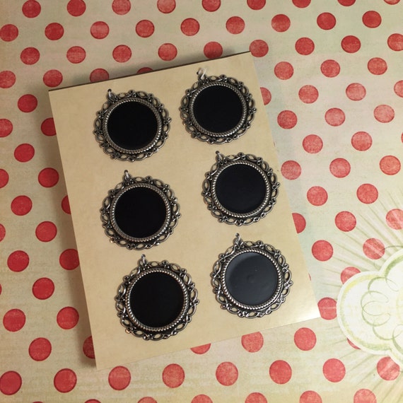 6 Round Charms Chalkboard for Embellishments by TheBrownPear