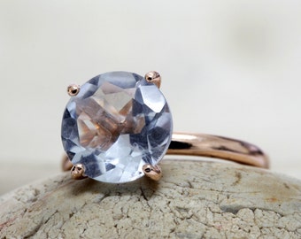 SUMMER SALE - rose gold ring,blue topaz ring,gemstone ring,round stone ring,cocktail ring,10mm rings,faceted stone ring