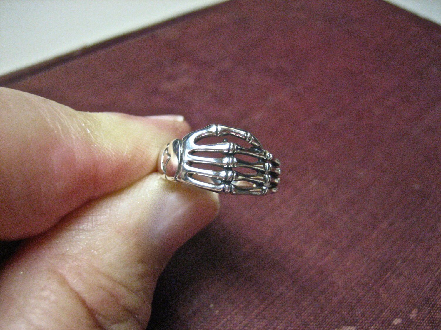 Vintage 925 Sterling Silver Skeleton Hand Ring