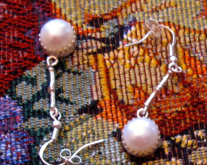 PearlEarrings,, 10mm Round, Natural, Set in Sterling Silver E732