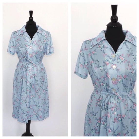 Vintage 1960s 1970s Blue Floral Print Shirt Dress Summer Frock