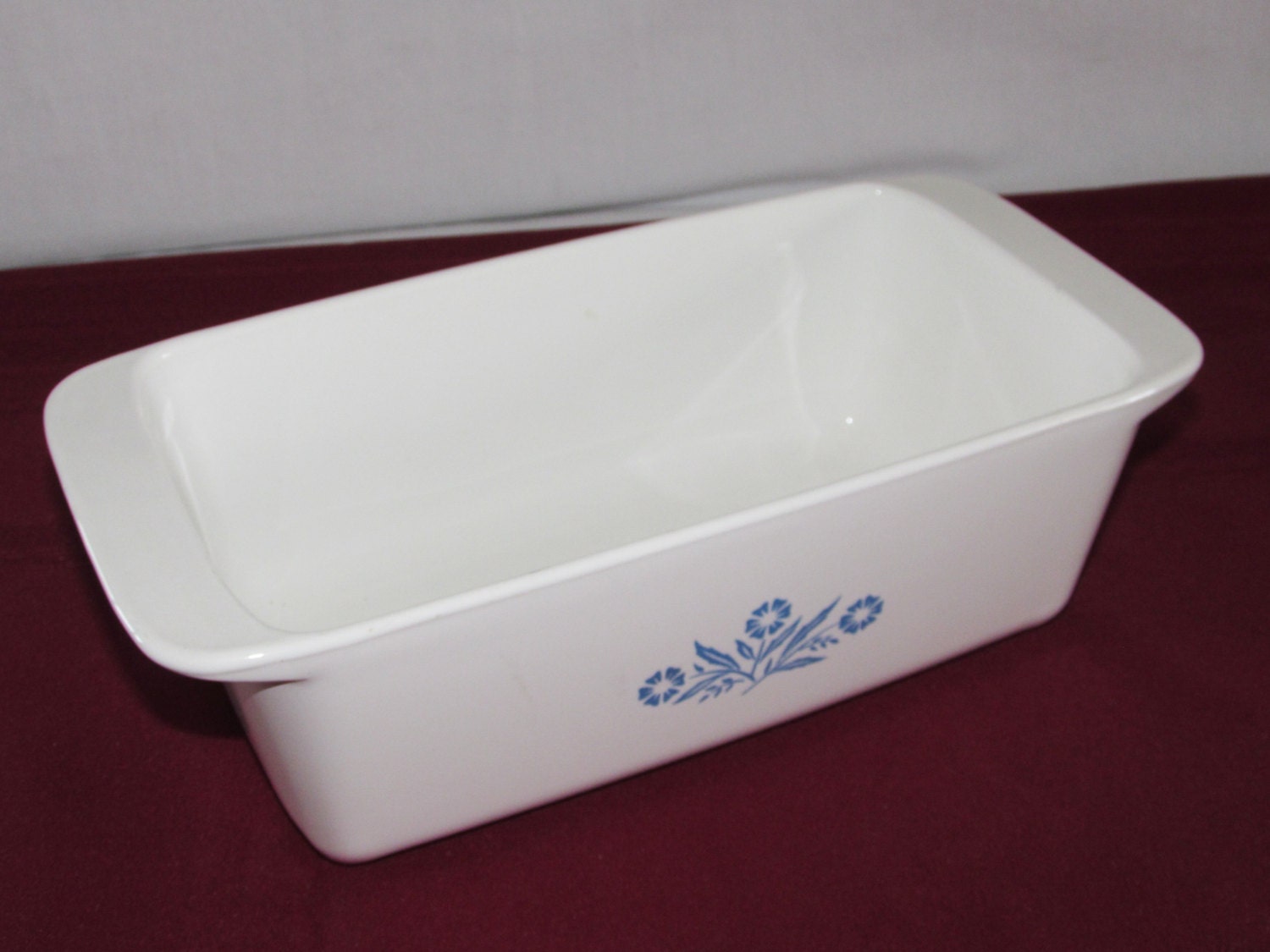 Corning Ware LOAF PAN 9 x 5 x 3 P315B Corningware by OurLeftovers