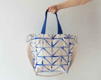 Sewing tutorial with pattern for a mid-size tote bag with zipper, adjustable and removeable straps