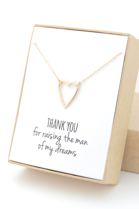 Gold heart outline necklace (box photo)
