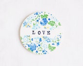 Wooden gift coaster with printed typewriter style text 'LOVE'  - 1 pcs, gift ideas, handmade, love, valentine, floral