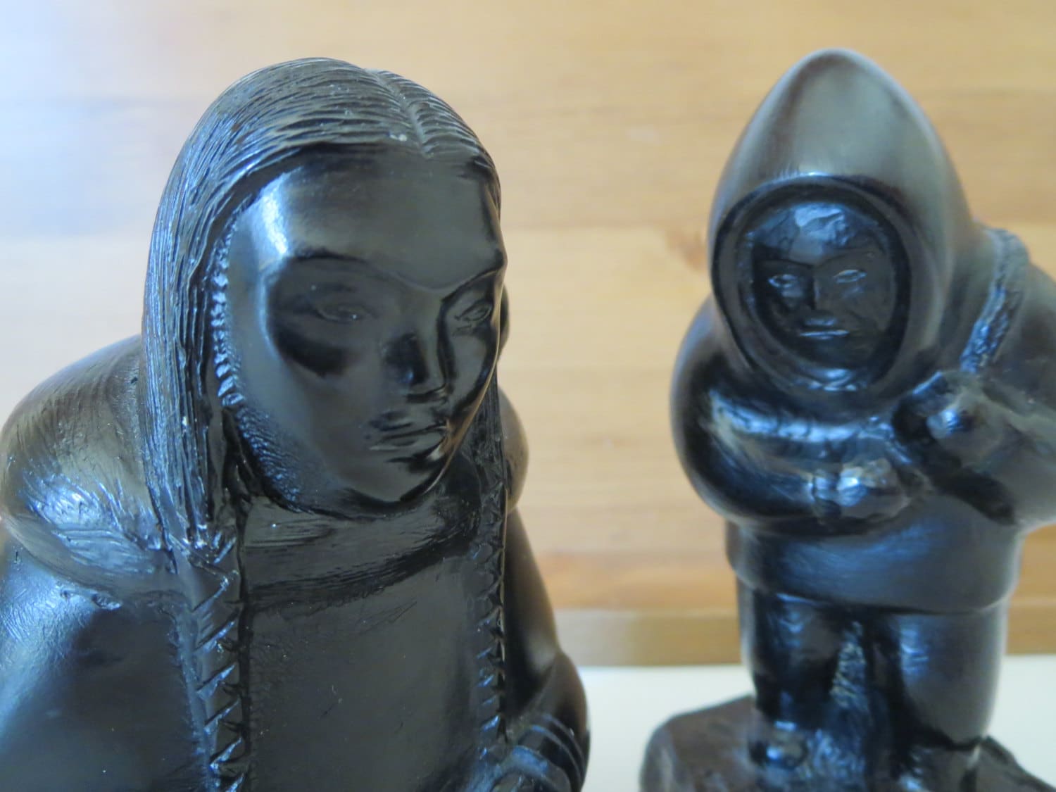 Vintage Inuit carvings /2 vintage Inuit sculptures / Inuit art