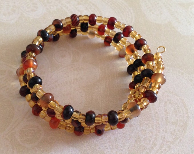 clearance! gold glass and agate beaded cuff bracelet