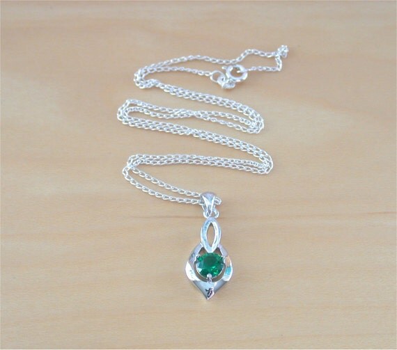 925 Emerald Lab Created Pendant &18 Silver