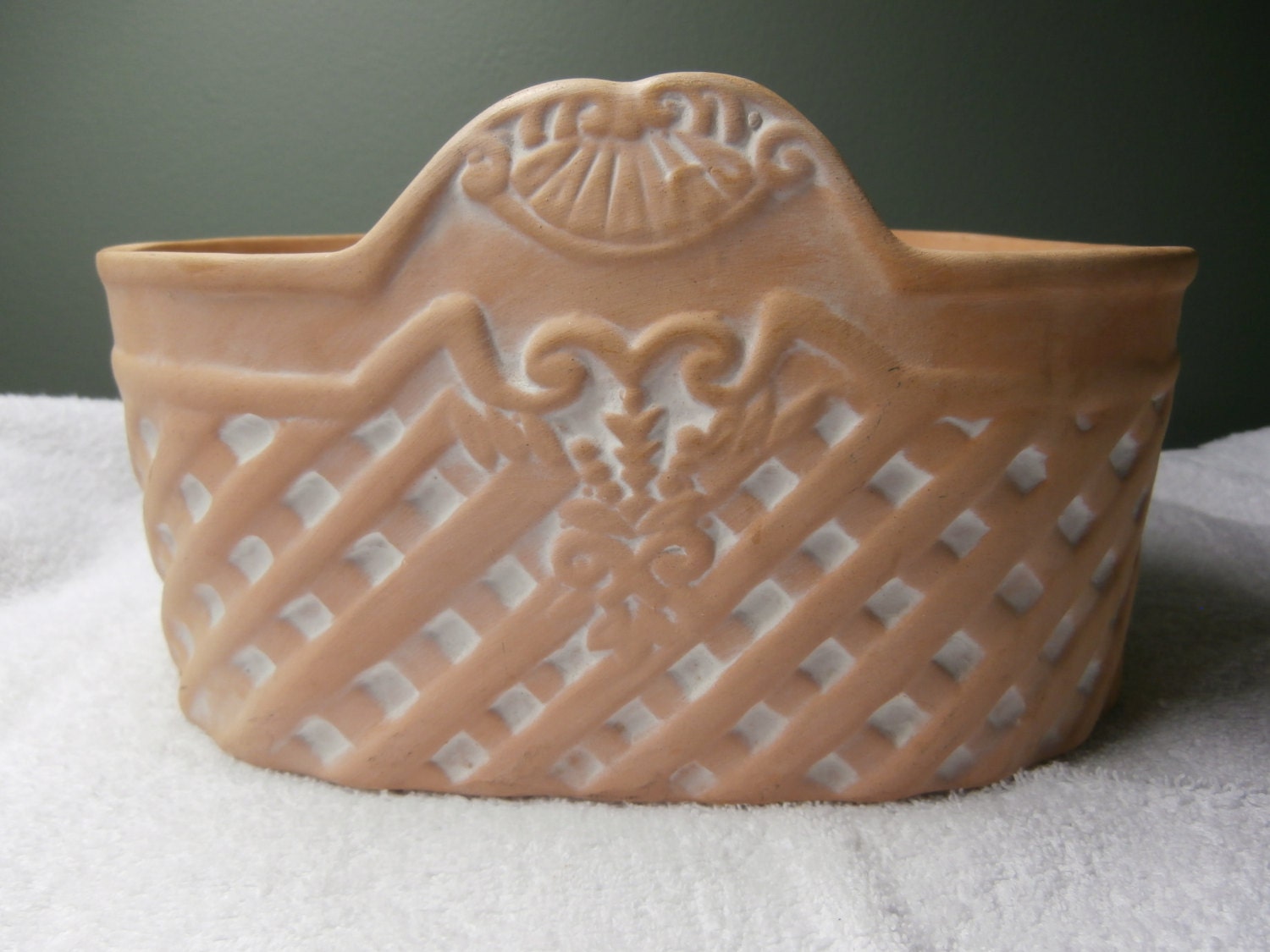 Oval planter terra cotta