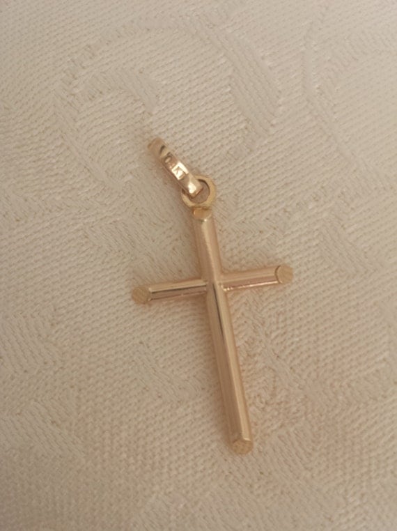 14k Yellow Gold Italian Cross Pendant EB265