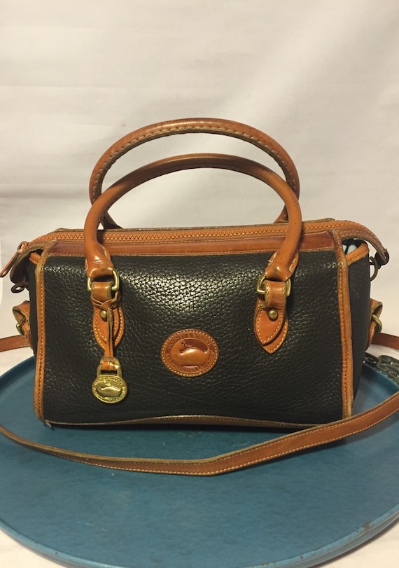 Vintage Dooney & Bourke crossbody handbag