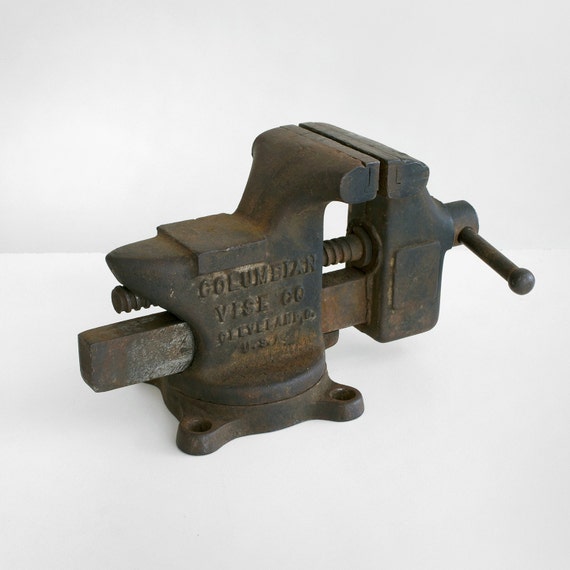 Items similar to antique columbian anvil vise 43 1/2, anvil vise