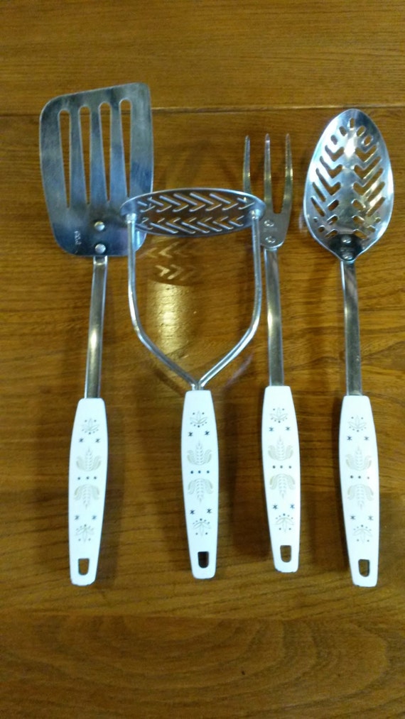 Four Vintage 1960's Skyline Cooking Utensils by HotchPotchChina