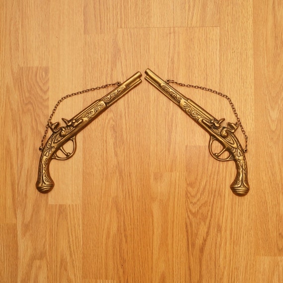 Brass decorative gun set vintage wall decor High by UKAmobile